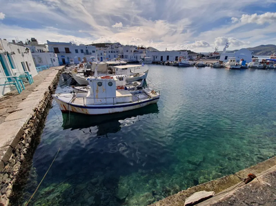Paros